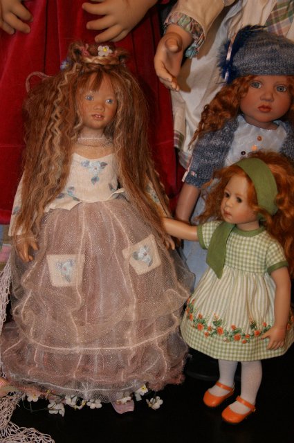 Petite Nadine by Heidi Pluszcok