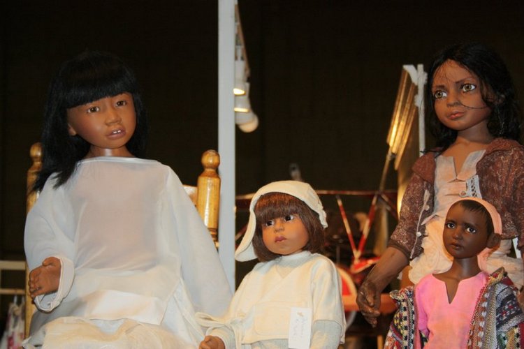 Международная выставка кукол в s'-Hertogenbosch (Den Bosch) в Голландии - 2013. Часть шестая