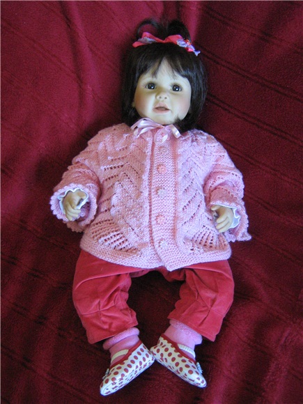 А вы любите подарки? Подарок для куклы Настеньки (фото 6)