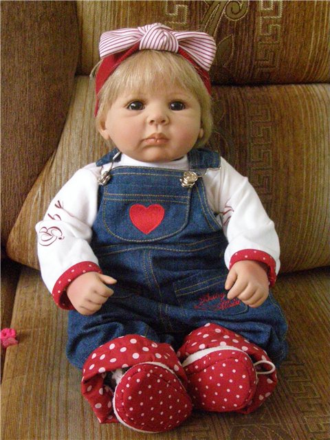 Коллекционная кукла Alicia от Doris Stannat (фото 3)