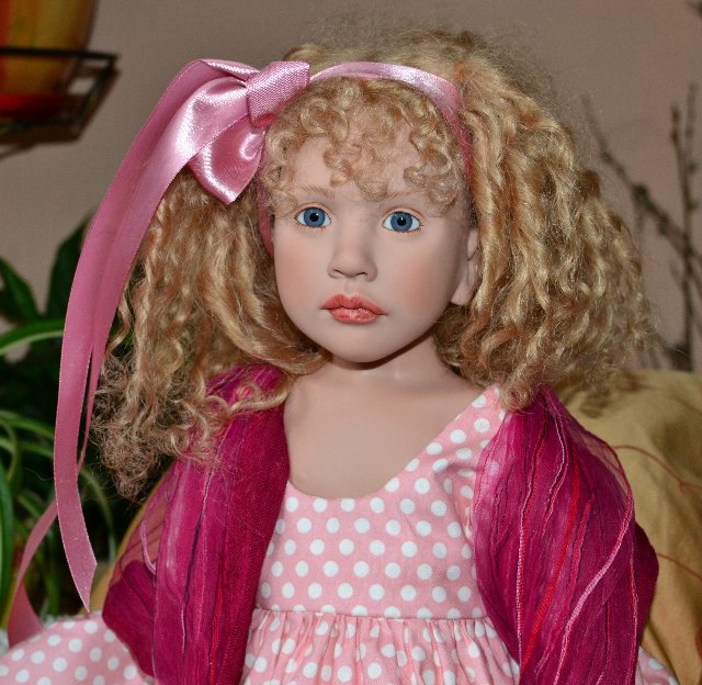 Платье в горошек. Коллекционная кукла Zwergnase, Eugenia