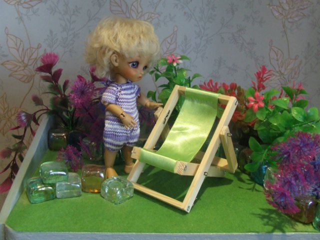 Готовь сани летом, а... шезлогн зимой! Миниатюра для кукол 1:12 | Бэйбики Готовь сани летом, а... шезлогн зимой! Миниатюра для кукол 1:12