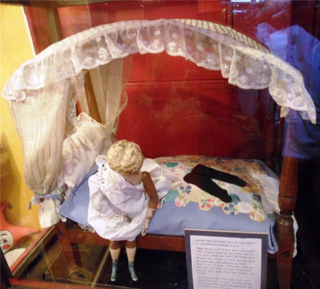 Лондонский Музей игрушек Поллока. Pollock's Toy Museum (фото 7)