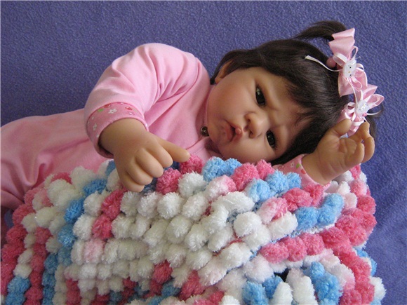 Пледик "помпончик" и куколки (фото 9)