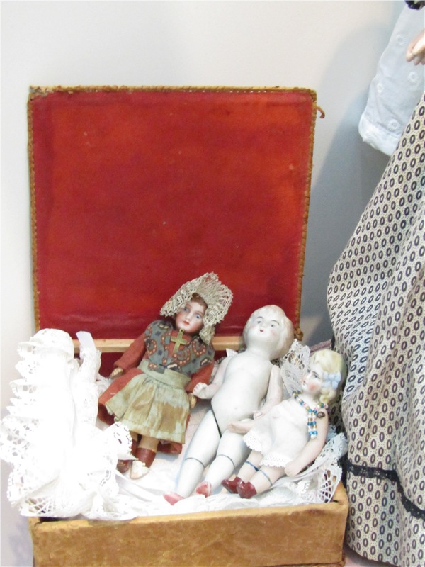 Антикварные впечатления о выставке кукол в "Гостином дворе" 16-18 декабря 2016 года. Искусство куклы. Фотообзор | Бэйбики Антикварные впечатления о выставке кукол в "Гостином дворе" 16-18 декабря 2016 года. Искусство куклы. Фотообзор (фото 7)