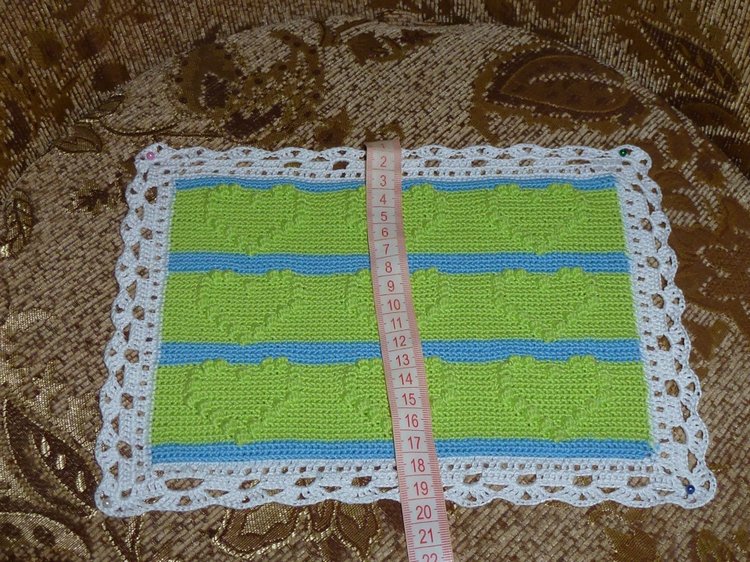 Красивые пледы-одеяльца ручной работы для кукол