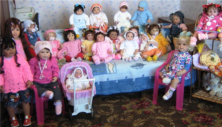 Поздравляю с Днём Семьи — Домашние коллекции кукол: фото собраний (фото 3)