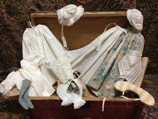 Туфли кукол Королева Анна и немного фото репродукций