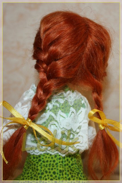 Новое платье для куклы Бетани