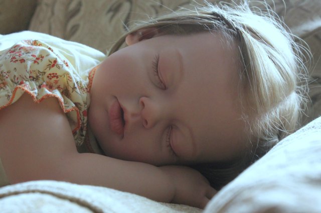 Сестенки Арианночки. Куколки реборн Виктории Вишни