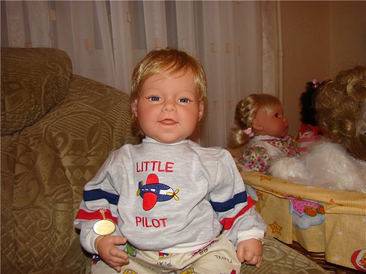 Как быстро деточки взрослеют - коллекционные куклы-мальчики от Ли Миддлтон (фото 2)