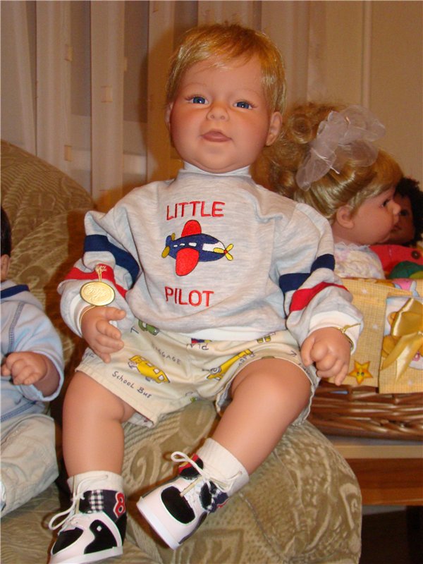 Как быстро деточки взрослеют - коллекционные куклы-мальчики от Ли Миддлтон