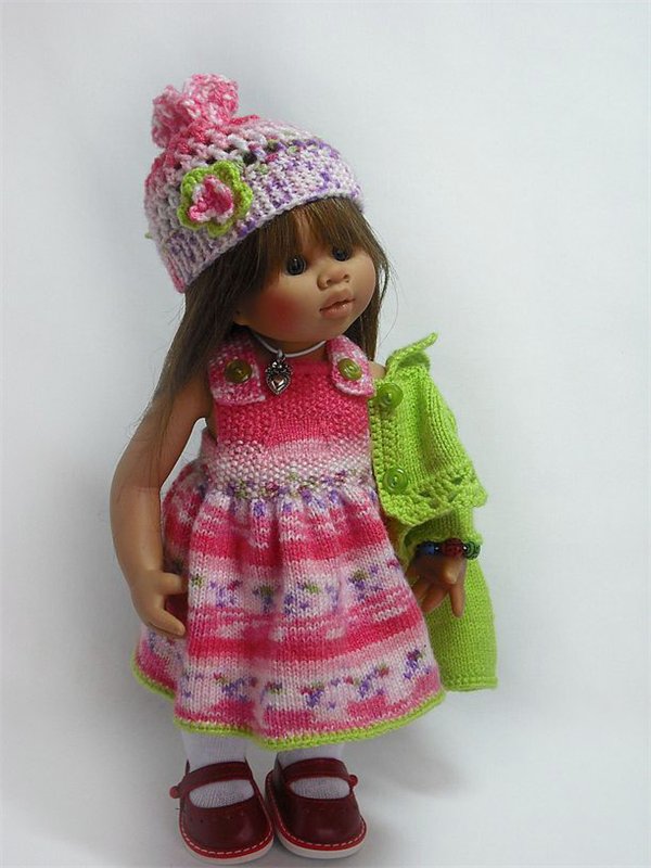 А что можно делать в плохую погоду!? Одежда для кукол своими руками