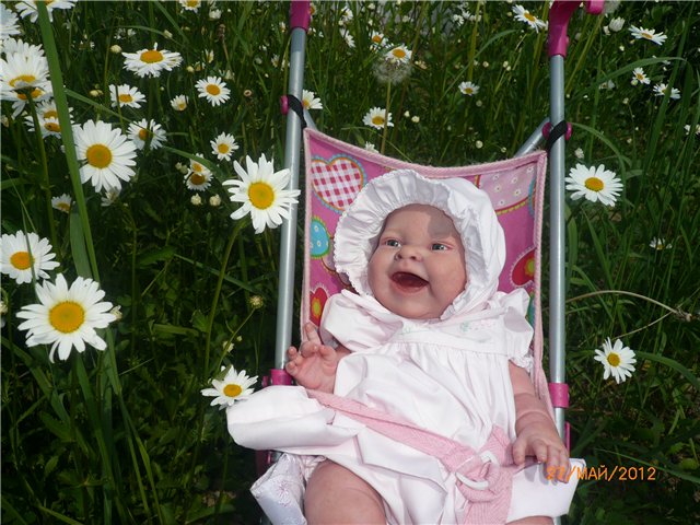 Лолочка гостит у бабушки Лены