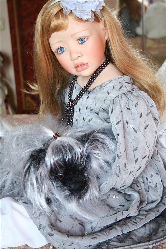 Чёрное или белое? Милли от Christine Orange