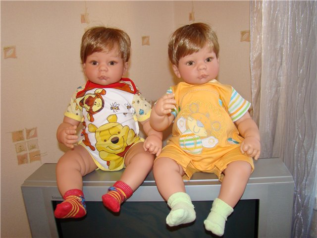 Три пары очаровательных двойняшек! Малышки от Ли Миддлтон "Кантри Шарм" (фото 7)