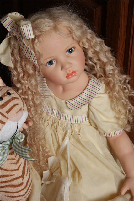 Малышки Лени (Leni , 2008) и Шани (Shani, 2010) от Hildegard Gunzel. Резин