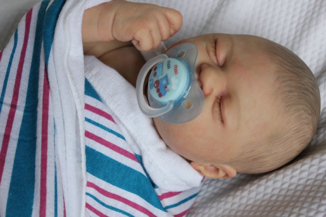 Кукла реборн Julien, Катерины Осиповой-Коняевой | Бэйбики Кукла реборн Julien, Катерины Осиповой-Коняевой (фото 5)