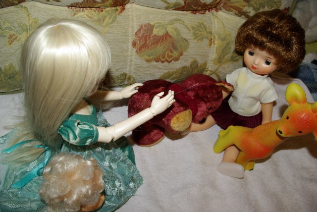 Мы из прошлого, любите нас