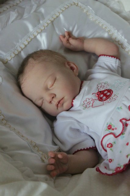 Весенний цветочек... Куколка реборн Виктории Вишни