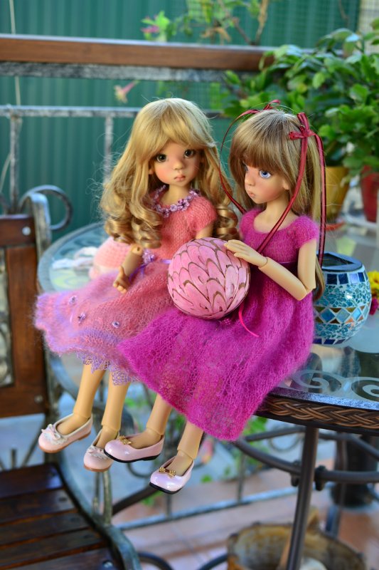 Хорошо летом в деревне. Layla & Layla Kaye Wiggs