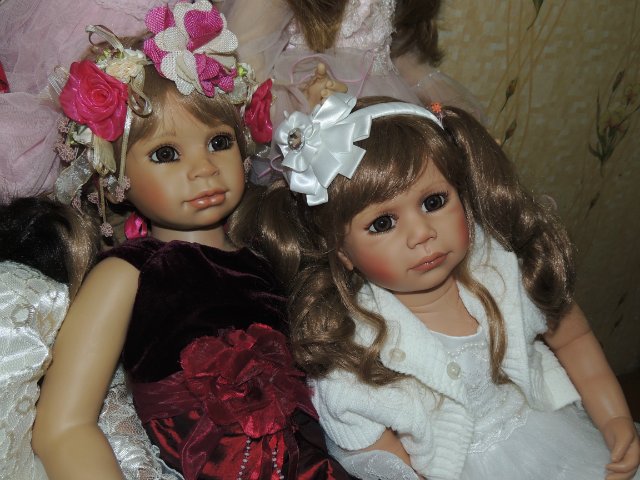 Вот и моя компания решила присоединиться к поздравлениям всех с Новогодними праздниками