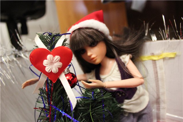 Новогодняя подготовка | Бэйбики Новогодняя подготовка — Куклы Bratz (Братц) и Moxie Girlz: MGA (фото 9)