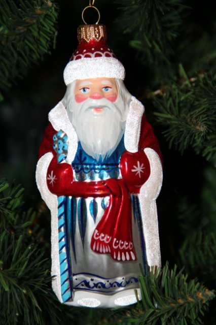 Необычные снеговики из обыденных вещей своими руками