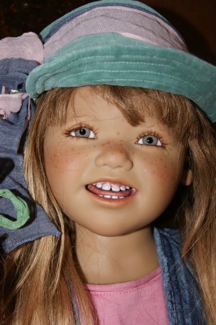 Смешные девчонки - Anne Moni 2008 и Winnie 2007 от Аннет Химштедт