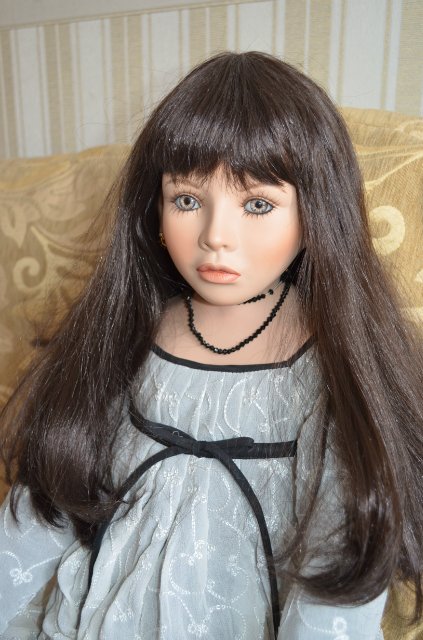 Фарфоровая кукла Равен с веткой орхидеи от Angela McNeely, Ruby Doll Collection (фото 7)