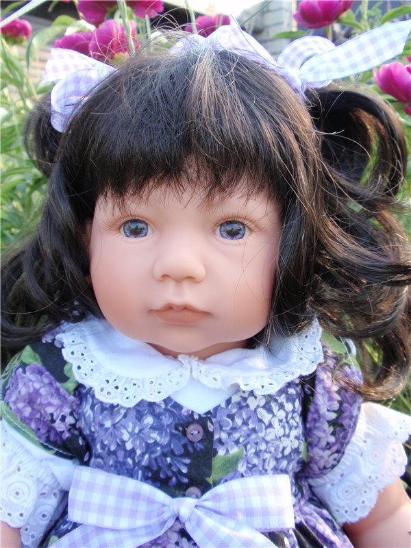 Солнечная цветочница Анюта. Эксперименты с переодеванием могут быть нескончаемы (фото 2)