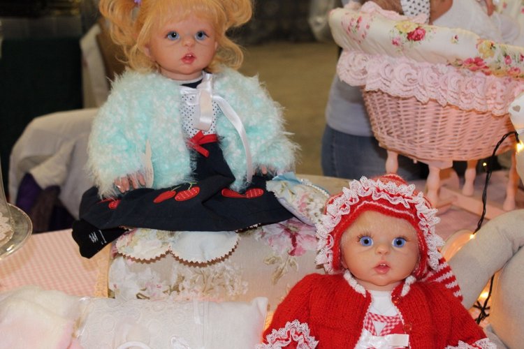 Все на выставку! Продолжение: Куклы и мишки