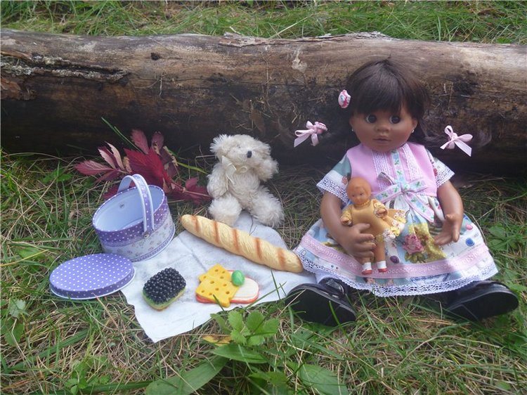 Малыши в новых костюмчиках | Бэйбики Малыши в новых костюмчиках