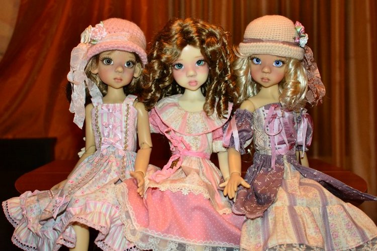 Платья для девчонок. Layla & Layla & Larissa Kaye Wiggs