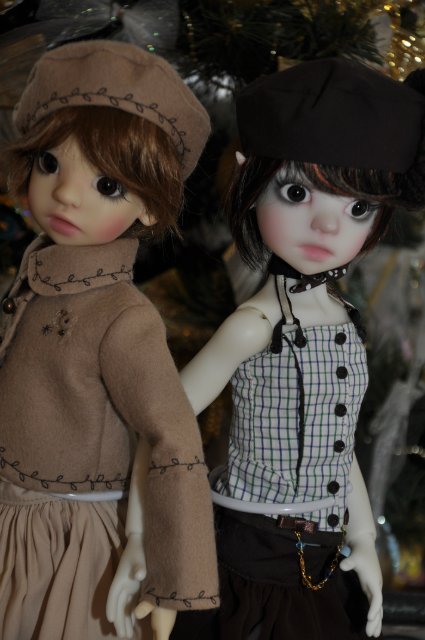 Две мои Иззички от Kaye Wiggs (Иззи white скин русалочка и Иззи fair) приглашают в гости