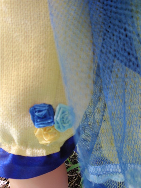 Солнечная цветочница Анюта. Эксперименты с переодеванием могут быть нескончаемы