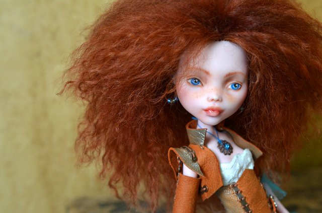 ООАК Дракулауры из Monster High. Версия 2 (фото 9)