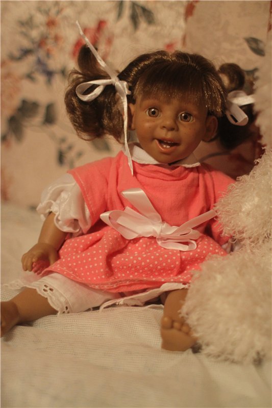 Характерная девчушка добралась