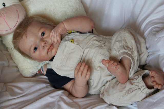 Мамино солнышко Ванечка. Куклы-реборн Натальи Ветровой (фото 9)