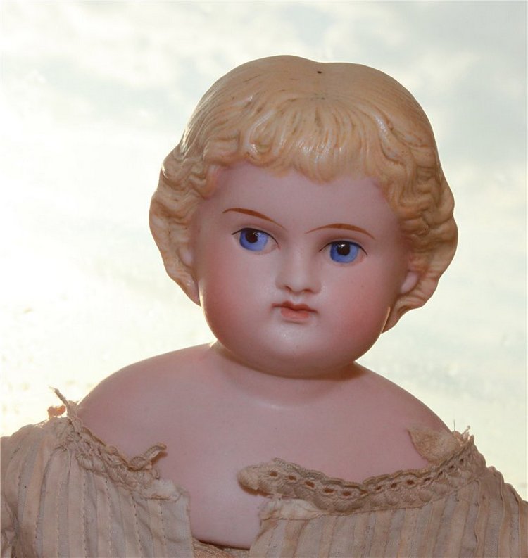 Моя паросская куколка. Antique Parian Doll (фото 3)