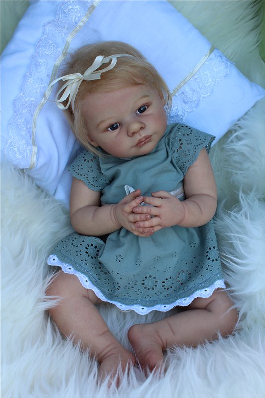 Моя малышка-реборн Эмилия (фото 6)