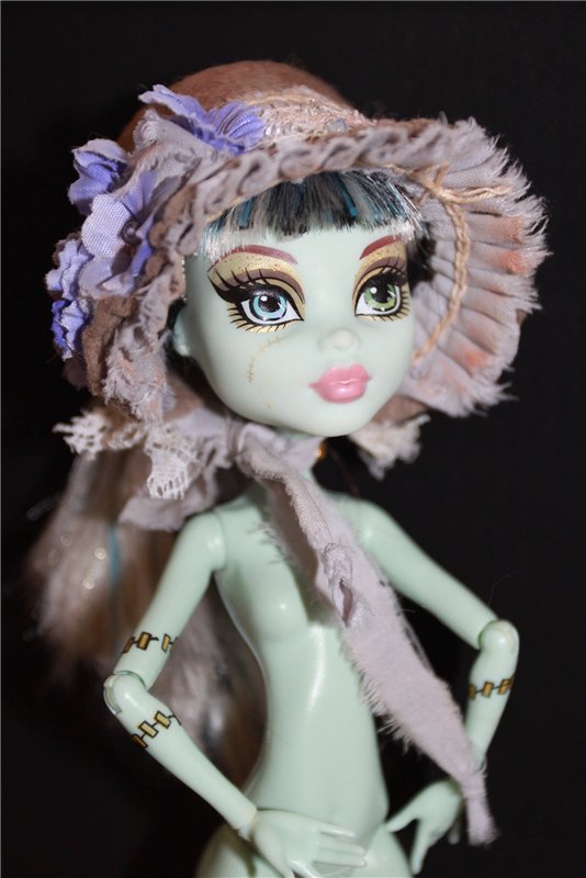 Неожиданно. Шляпка-капор для Монстры (фото 2)