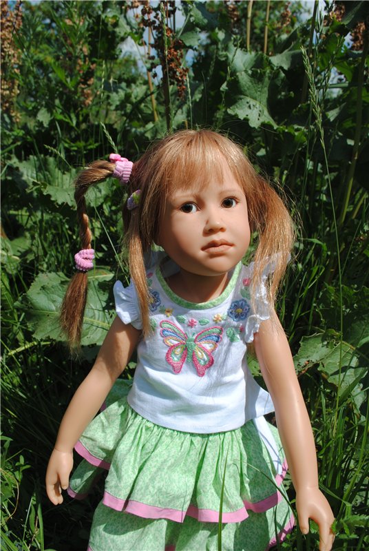 Летняя прогулка милой девочки Паулы Heidi Plusczok