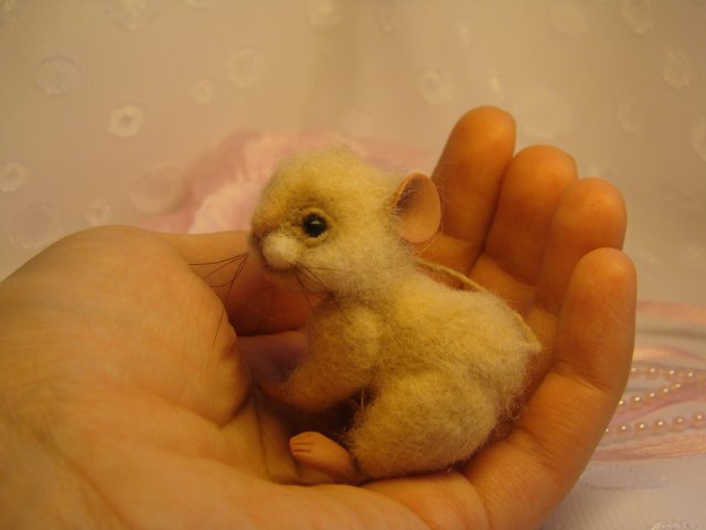 Приятная мелочь. Авторская игрушка валянием Ольги Чернухо