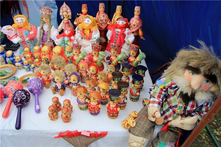 Троицкие гуляния у деревни Василёво, часть вторая. Архитектурно-этнографический музей под открытым небом "Василёво"