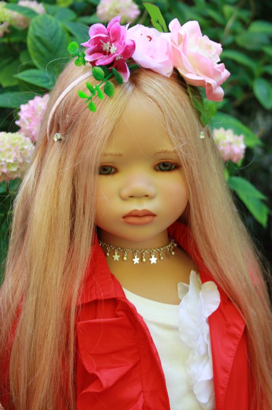 Солнечный денек в саду. Часть третья - Лилит и Анна Лу