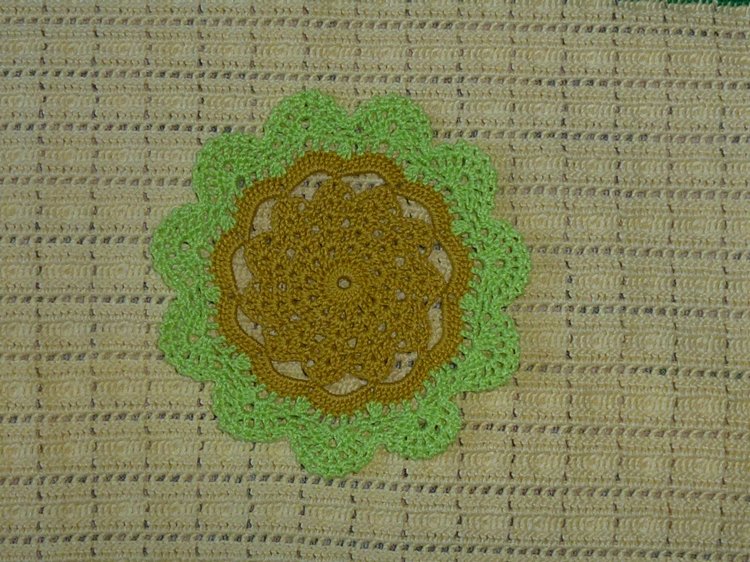 Абажуры из вязаных салфеток