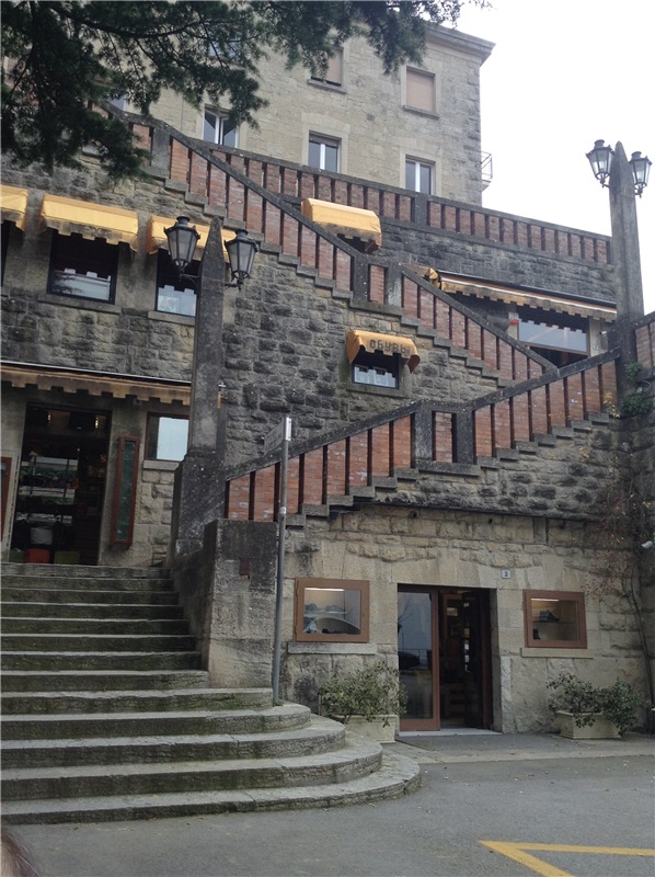 Приключения Минуш в Италии Часть 1. Сан-Марино. Государство в облаках (фото 8)