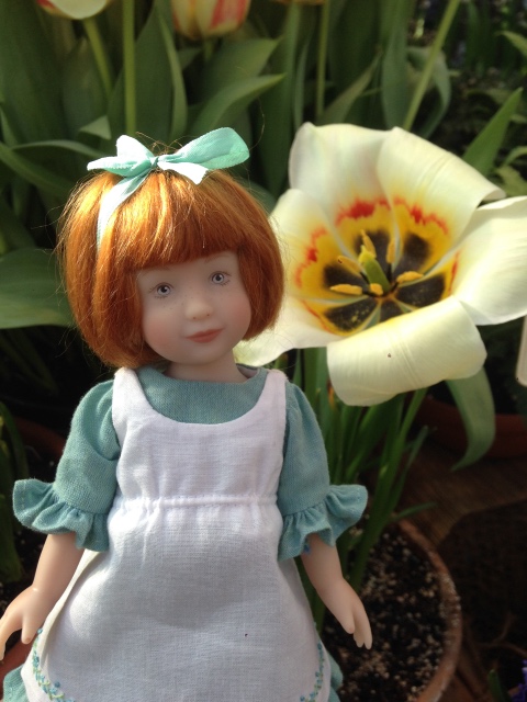 Прогулка Эмили в аптекарском огороде. H. Maciak | Бэйбики Прогулка Эмили в аптекарском огороде. H. Maciak