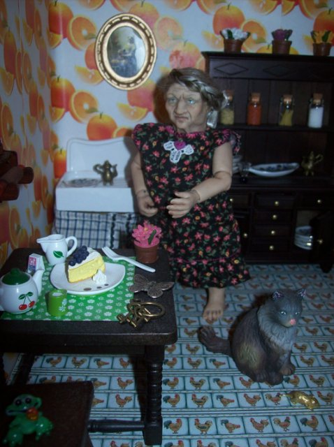 Кукольный дом для Веры Фёдоровны. Миниатюра (фото 5)